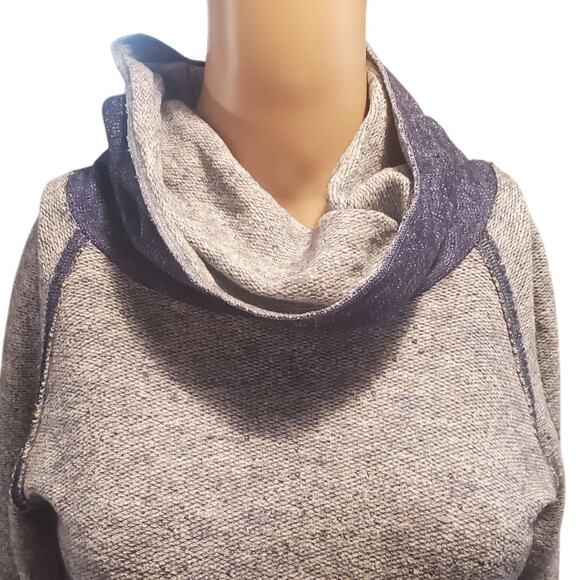 KUHL Size S Fitted Women's Viola Nova Pullover Cowl Neck Blue Heathered Hiking - Picture 2 of 10